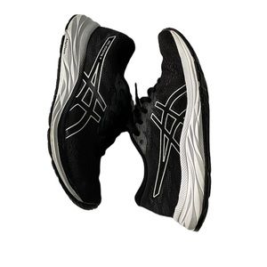 ASICS Gel-Excite 7 amplifoam size 7